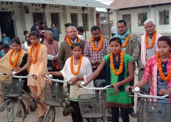 सोनमा गाउँपालिकाको सहयोगमा साइकल वितरण