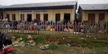 कक्षाकोठाभित्र वार्षिक परिक्षा, चौरमा विवाहको भोजकाे रमिता