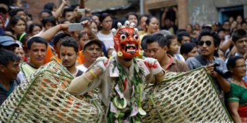 गाईजात्रा मनाउदै काठमाडौं उपत्यकामा सार्वजनिक बिदा