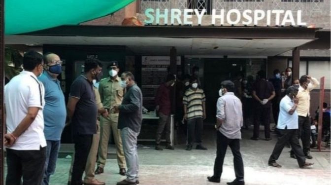 एक कोरोना विशेष अस्पतालमा आगलागी हुँदा ८ जना बिरामीको मृत्यु