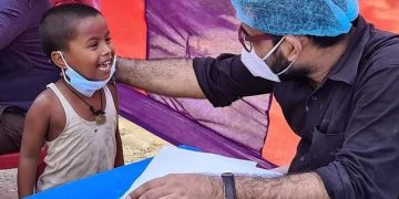 स्कुल अफ डेमोक्रेसी नामक संस्थाले गरे जनकपुरमा निःशुल्क स्वास्थ्य शिविर सञ्चालन