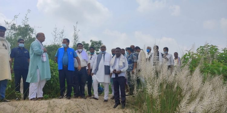 मन्त्रीहरुकाे टाेलीले अनुगमन गरे साेनमा गाउँपालिकाकाे विभिन्न नदीहरु