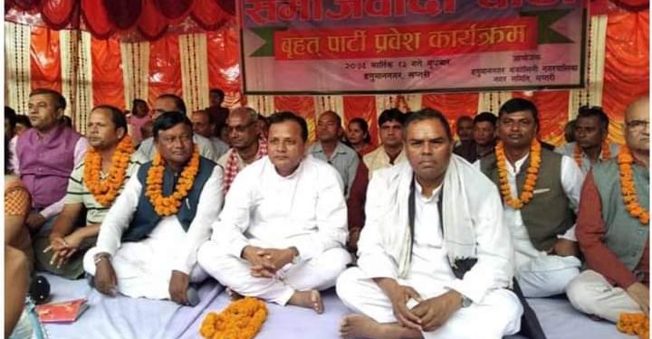 नेकपा र कांग्रेसका ठूला नेतासहित सयौं कार्यकर्ता जनता समाजवादी पार्टीमा गरे प्रवेश