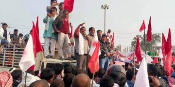 सदरमुकाम जलेशरमा नेकपाको बृहत जुलुश प्रदर्शन