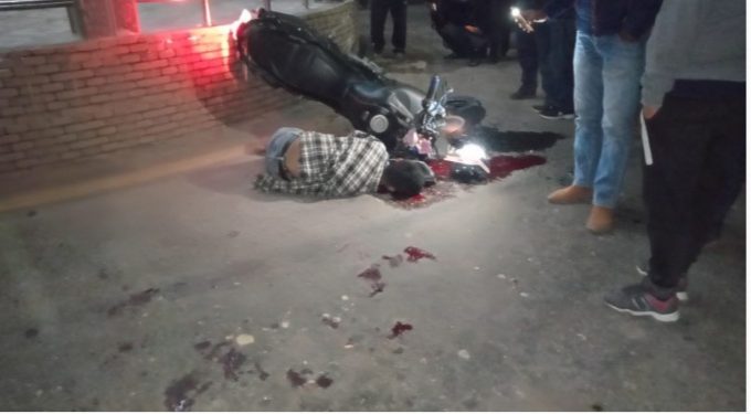 गौशालानगरपालिकामा मोटरसाइकल दुर्घटनामा एक जनाको मृत्यु, एक युवक गम्भीर घाइते