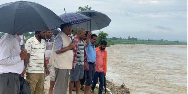 ओलीको लापरवाहीका कारण कमला नदीको तटबन्ध भत्किने अवस्थामा :नेकपामाओवादी केन्द्रका स्थायी कमिटी सदस्य मातृका यादव