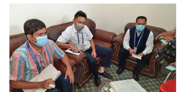 प्रदेश २ काे कार्यालयमा अख्तियार दुरुपयोग अनुसन्धान आयोगको टोलीले छापा