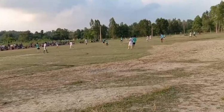 विश्रामपुरमा जारी फुटलबल प्रतियोगिताका दोस्रो सेमिफाइनलमा पुग्यो विश्रामपुर ‘ए’ टिम, बटेश्वर २–३ गोलले ले पराजित