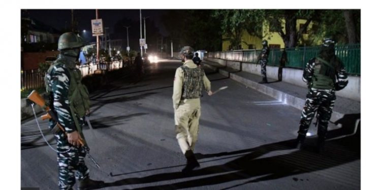 जम्मु–कश्मीरमा एक सातादेखि भुठभेड जारी, ९ सैनिकसहित २२ जना मारिए