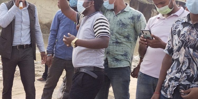 साेनमा गाउँपालिकामा राउतका कार्यकर्ताले निकाले सिटी जुलुस