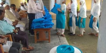 आइशा गर्ल्स कालेजमा युनिसेफ द्वारा दिइएको शैक्षिक सामाग्री वितरण