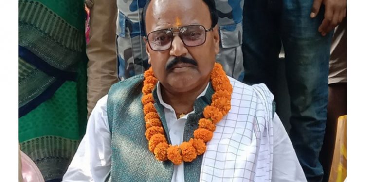 मुख्यमन्त्री लालबाबु राउतको राजीनामा मागेका कारण आफूलाई हटाइयाे