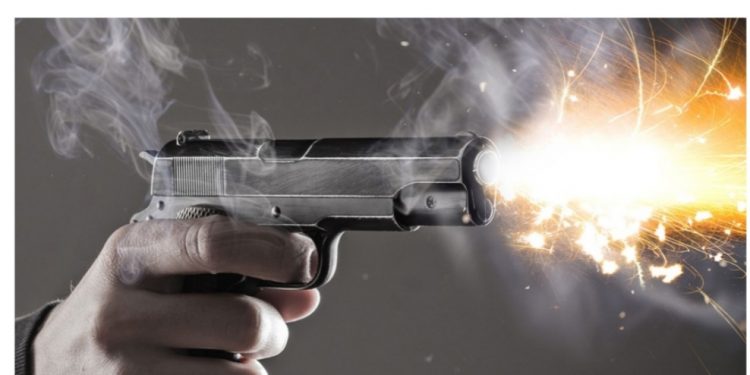 काँग्रेसको वडा अधिवेशनमा दुई समूहबीच विवादमा गोली चलदा दुइजना घाइते