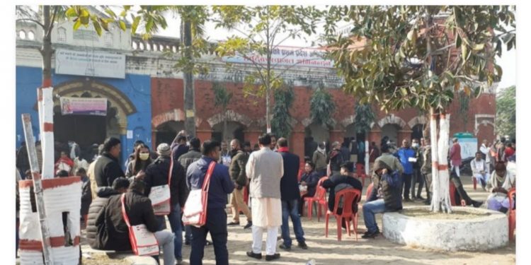 काँग्रेस अधिवेशनमा ६७ पदका लागि मतदान सुरु