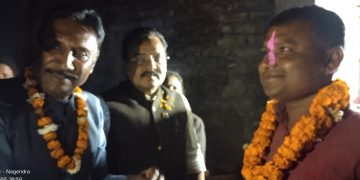 जसपाका जिल्ला अध्यक्ष र नगर अध्यक्ष सहित विभिन्न पार्टी परित्याग गरि सँयाैकाे संख्यामा गरे लाेसपा प्रवेश