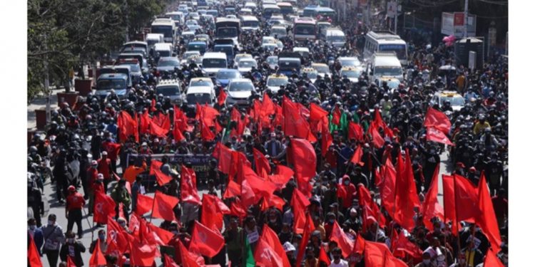 एमसीसीको अनुमोदन गरेको विरोधमा आठवटा पार्टीले गरे प्रदर्शन