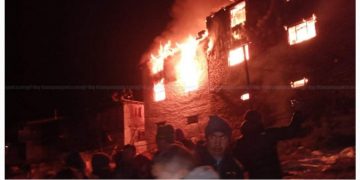 मटिहानी नगरपालिकामा बिहान पसलमा आगलागी हुँदा डेढ करोड क्षति