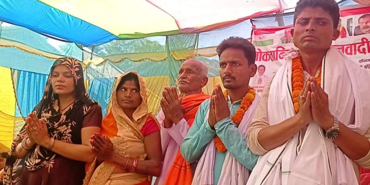 महाेतरीकाे साेनमा गाउँपालिका वडा २मा लाेसपा नेपालकाे प्यानलसहित भारी मतले विजयी