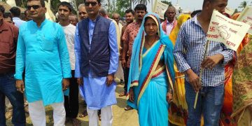 मतदाताको मनोभावना अनुरुप घरदैलो अभियानमा एकडारा गाँउपालीका अध्यक्षका स्वतन्त्र उमेदवार मनोज कुमार झा