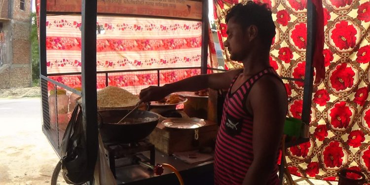 मतगणना परिसरमा नास्ता पसलको व्यापार, दैनिक तिन हजार भन्दा बढीको कारोबार