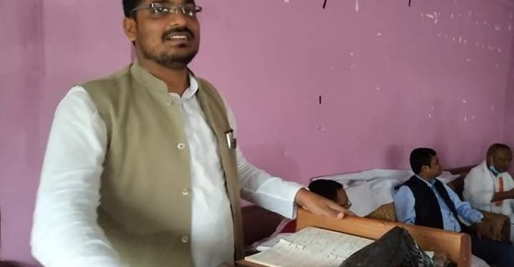 पूर्व मन्त्री कुश्वाहालाइ महाेतरी क्षेत्र नम्बर ४ख बाटै प्रदेश सभामा उम्मेदवारी दिन चौतर्फी दबाब