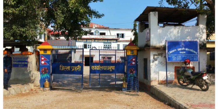 दुई प्रहरी नै अपराधिक कार्यमा संलग्न रहेको खुलासा, पक्राउ गरी चलाइयो मुद्दा