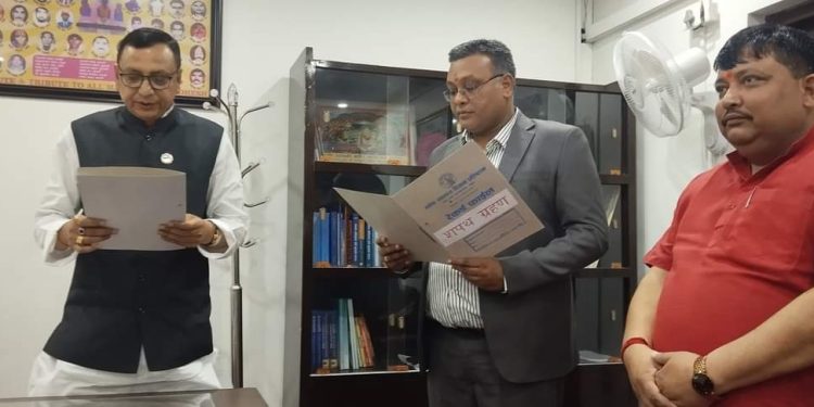 नवनियुक्त उपकुलपतिको सपथ