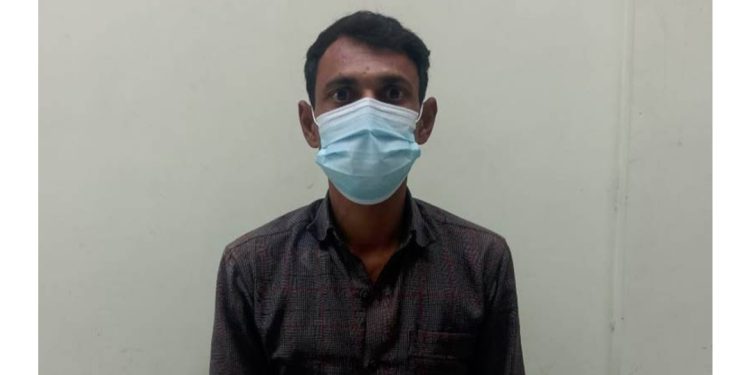 मन्दिरमा तोडफोड गरेको आरोपमा युवक पक्राउ