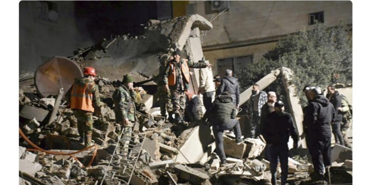 हवाई आक्रमणमा परी ३६ सैनिक मारिए