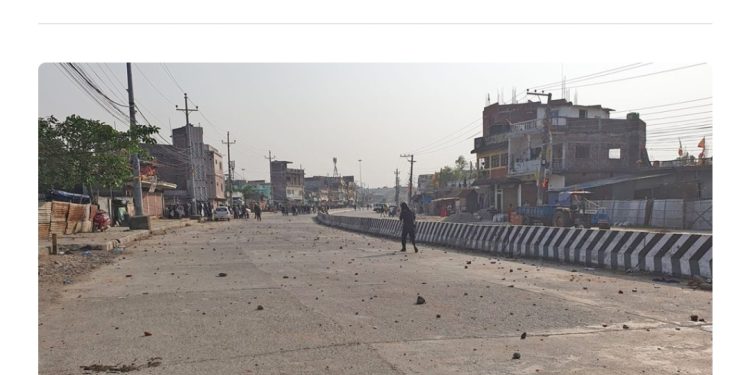 मोरङको रानीमा आज पनि झडप, डीएसपीसहित सात घाइते