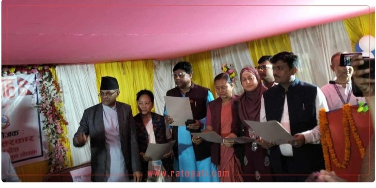 मधेसमा मुख्यमन्त्री चयन भएकै दिन १४ सदस्यीय मन्त्रिपरिषद् गठन