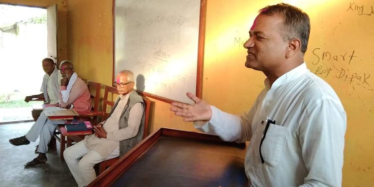 अवकाशप्राप्त कर्मचारीलाई सम्मान गरौं : प्रदेश सांसद यादव