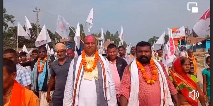 रामगोपालपुर नगरपालिकाकाे उप निर्वाचनमा जसपा नेपालको लहर, वडा अध्यक्षकाे उमेदवारसंगै जसपा नेपालका नेताहरु घरदैलोमा