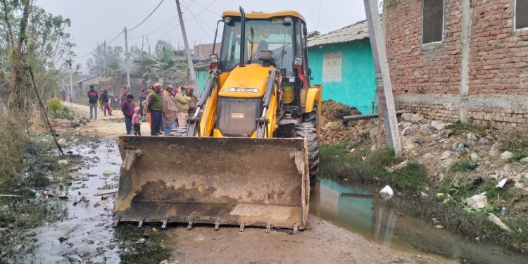 नाला अभावले वडावासीको सास्ती, वडाध्यक्ष मण्डलद्वारा समाधानको पहल