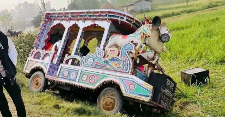 रामगाेपालपुर नगरपालिकामा रथ पल्टिदा एक बालकको मृत्यु
