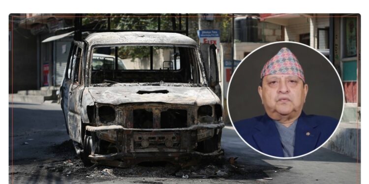 पूर्वराजाको बचाउमा राजावादी, निर्मल निवासमा ज्ञानेन्द्रको गुनासो !