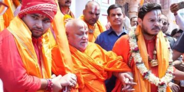 नेपाल र भारत दुवै हिन्दुराष्ट्र हुनुपर्छ : रामभद्राचार्य