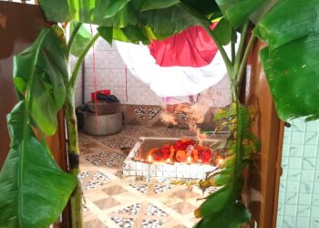 युवा क्लबको अग्रसरतामा एकडारा स्थित महारानी स्थान परिसरमा गरीयो वृक्षरोपण , स्थानीयको उत्साहपूर्ण सहभागिता