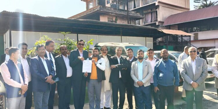 मधेश प्रदेशमा अवैधानिक नियुक्त मुख्यमन्त्रीको पद खारेजी माग गर्दै सर्वोच्चमा रिट