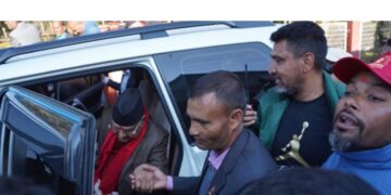 निर्वाचित भएपछि भृकुटीमण्डप पुगे केपी ओली