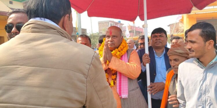 महोत्तरी ४ : जसपा नेपालका डा सुरेन्द्र कुमार यादवले दिए उम्मेदवारी