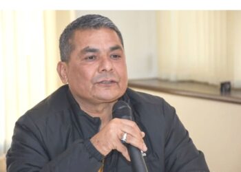 दुर्गा प्रसाईं फेरि समातिए