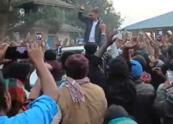 पुर्ख्यौली घर पुगे बालेन्द्र , महोत्तरीबाट चुनावी यात्रालाई थप गति